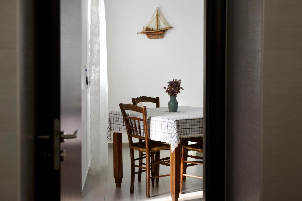 Tsakanos Home Adamantas  Esterno foto